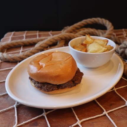 Kids Beef Burger & Chips *