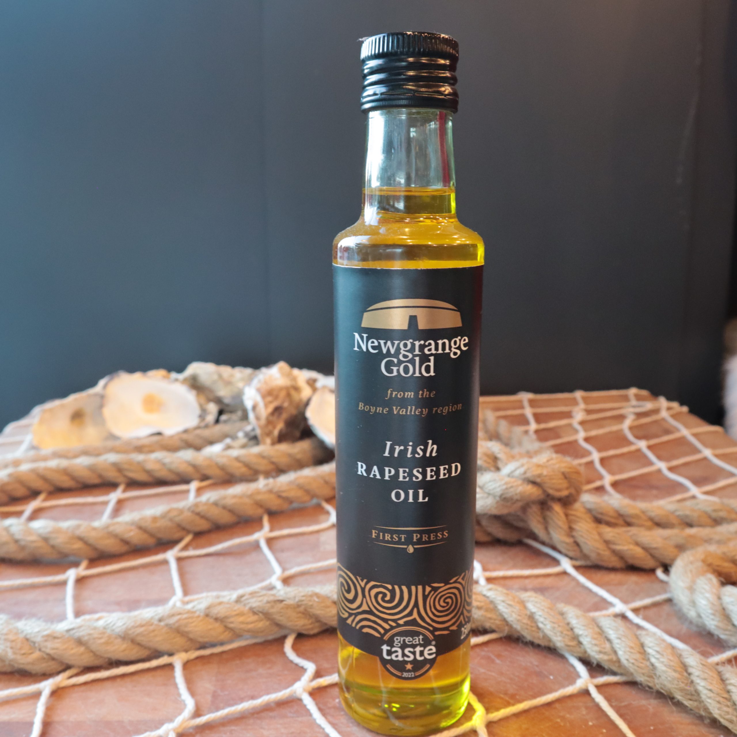 IMG_3246 Newgrange Gold Irish Rapeseed Oil 250ml - Image 1