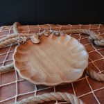 Small Acacia Wood Clam Shell Plate Tray